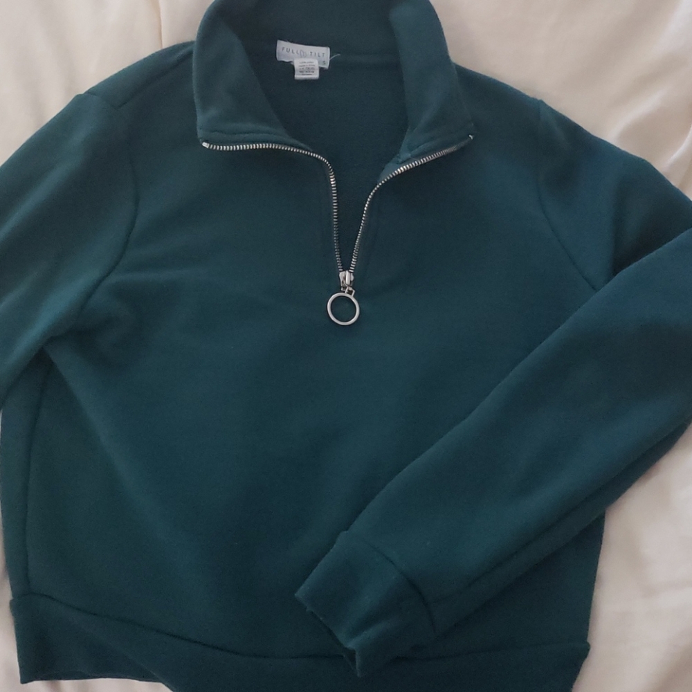 Quarter Zip, Tillys,  size small